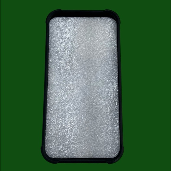 Taylor Swift iPhone 11 Case - Picture 2 of 3